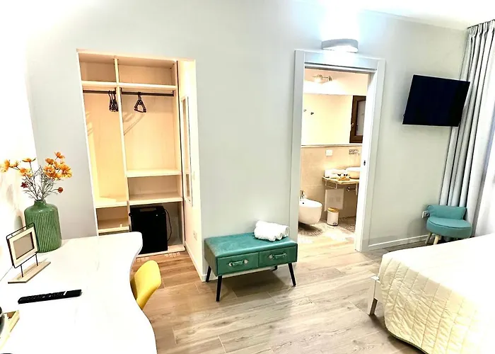 ゲストハウス Karasole 3*